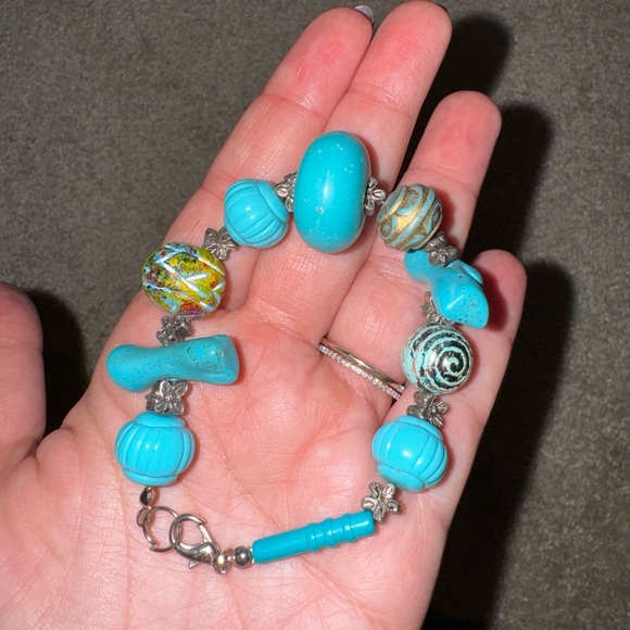 Large Jewelry Set - Picture 8 of 11